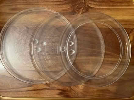Photo of free Microwave plates (Midstocket AB15) #1
