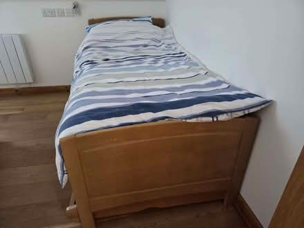 Photo of free 2 single beds with pull-out mattresses underneath (Tremain SA43) #3