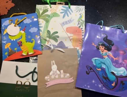 Photo of free Gift bags (Newburgh WN8) #1