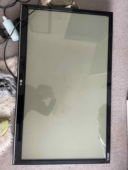 Photo of free LG TV with wall bracket (Firhouse, Dublin 24) #1