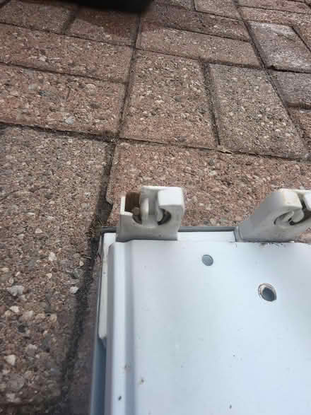 Photo of free Florescent Fixtures (Elmvale Acres) #2
