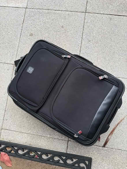 Photo of free 🧳 Black Suitcase (Chipping Barnet EN5) #1