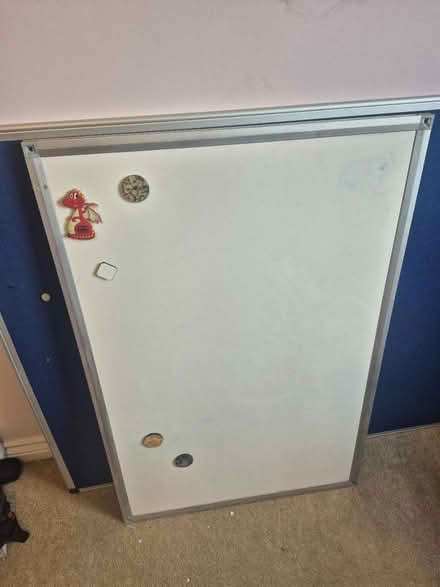 Photo of free Whiteboard (CB23) #1