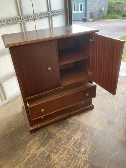 Photo of free Cupboard with drawers (Dorstone HR3) #2