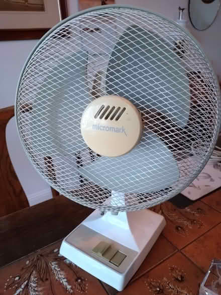 Photo of free Desk fan (ME16 near E Farleigh station) #4