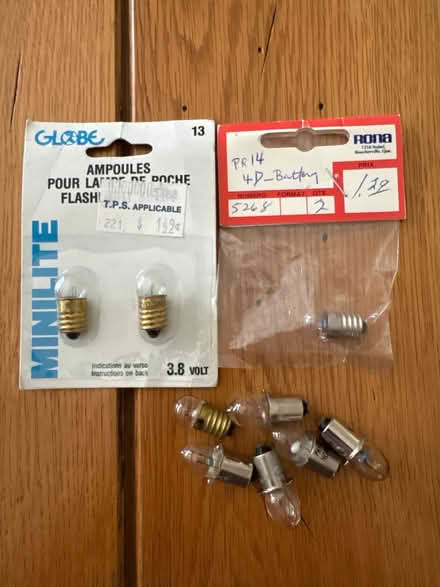 Photo of free Flashlight light bulbs (NW Aurora) #1