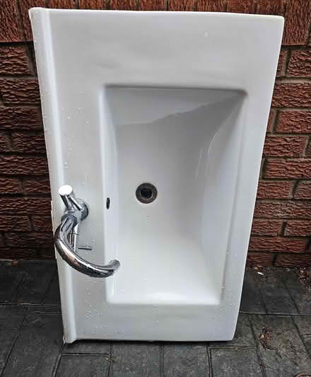 Photo of free Wash Basin (Ashton PR2) #3