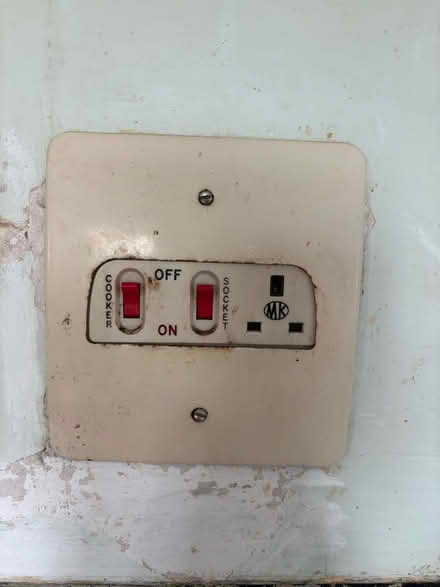 Photo of free Vintage cooker switch with a plug (Chelsfield BR6) #1