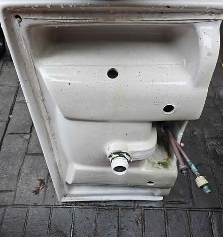 Photo of free Wash Basin (Ashton PR2) #4