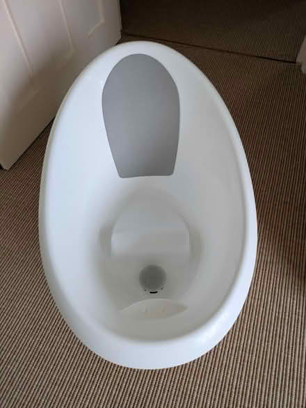 Photo of free Baby bath (AL1 Sopwell) #1