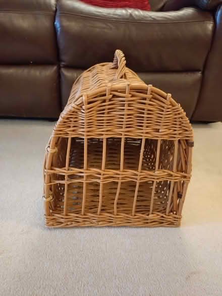 Photo of free Cat basket - wicker (ME16 near E Farleigh station) #1