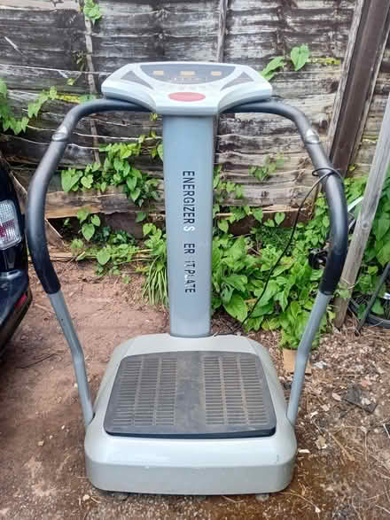 Photo of free Upright vibrating plate (Ludlow SY8) #1