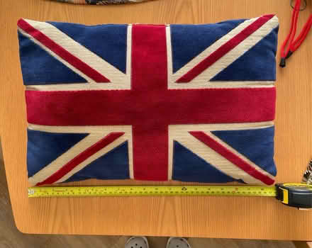 Photo of free Small cushion (Fernhill BL9) #1