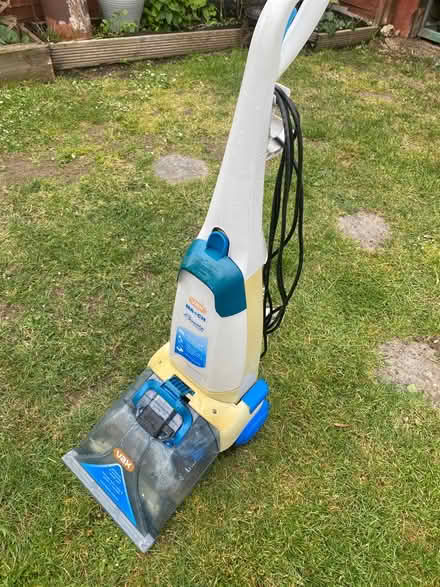 Photo of free Vax carpet cleaner (TW14 bedfont) #1