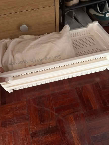 Photo of free White organiser (North Road, Islington (N7 9)) #1
