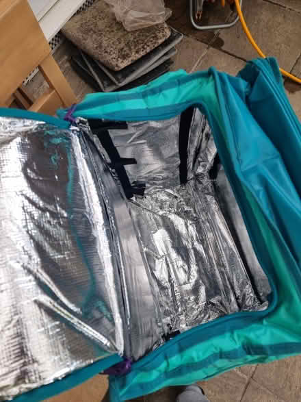 Photo of free Brand new deliveroo insulated bag (SE6) #2