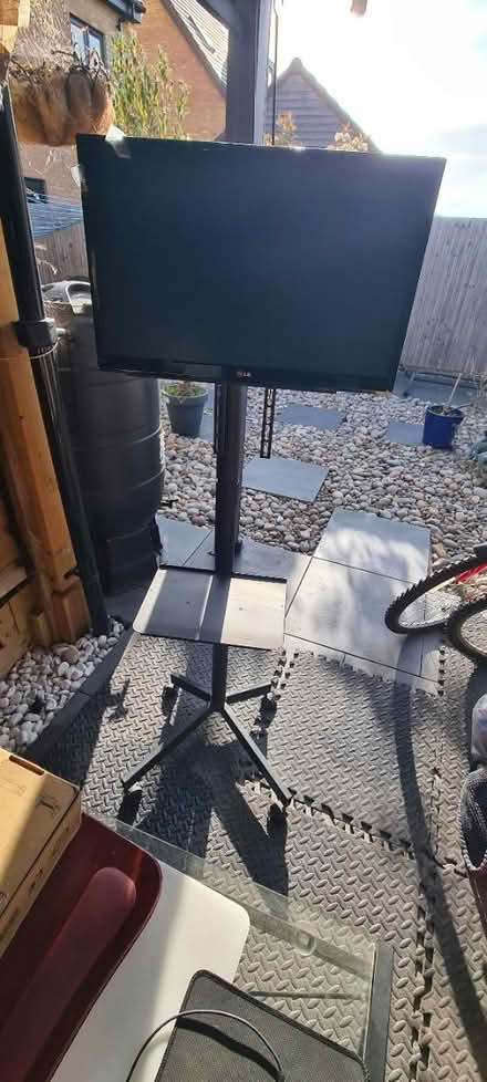 Photo of free Extendable TV stand With LG TV (TN25) #1
