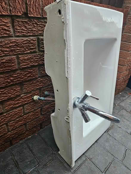 Photo of free Wash Basin (Ashton PR2) #2