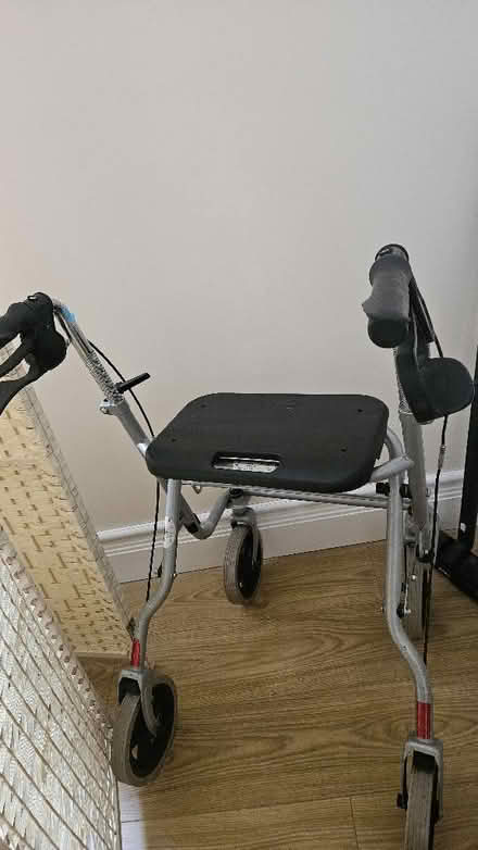 Photo of free Walker(needs fixing) (Cheshunt EN8) #1