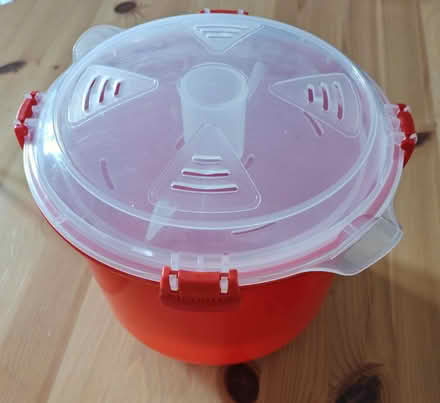 Photo of free Microwave rice cooker (Newtown RG1) #1