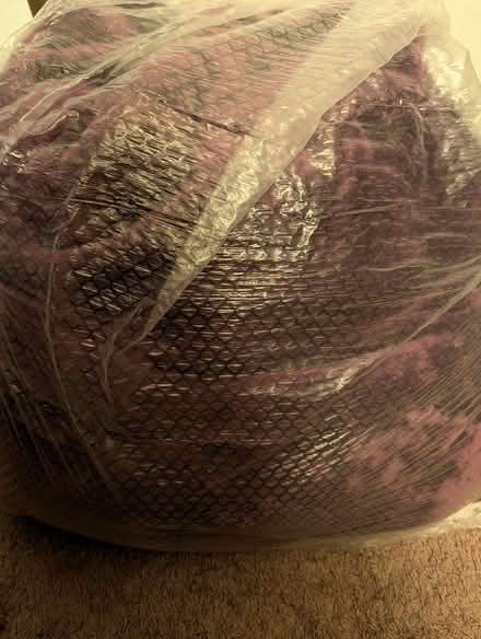 Photo of free Queen comforter (Southern and Unser) #1
