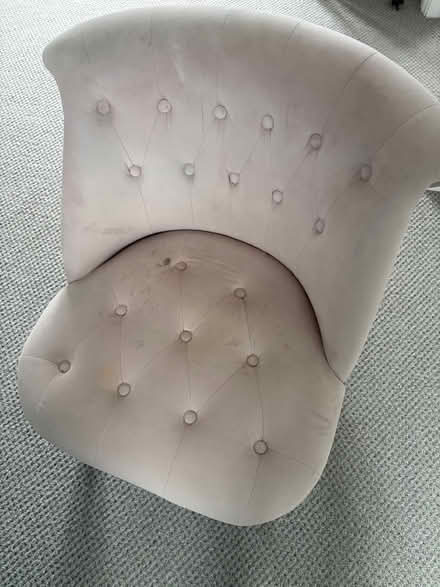 Photo of free Pale pink dressing table chair (Bexleyheath DA7) #1