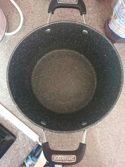 Photo of free Cooking pot (Beckton E6) #3