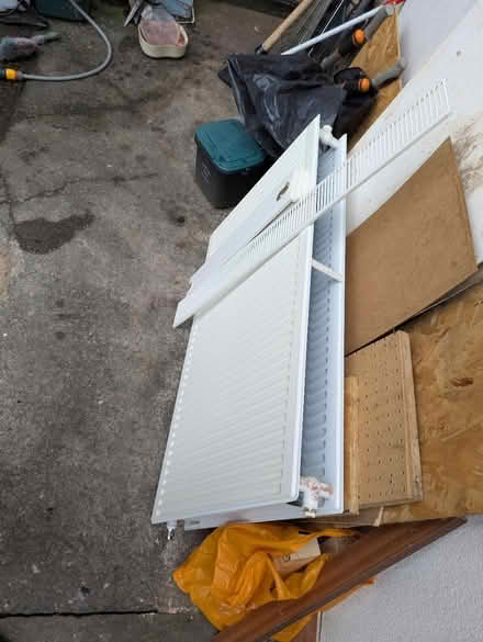 Photo of free Radiator (Irlams o' th' Height M6) #2