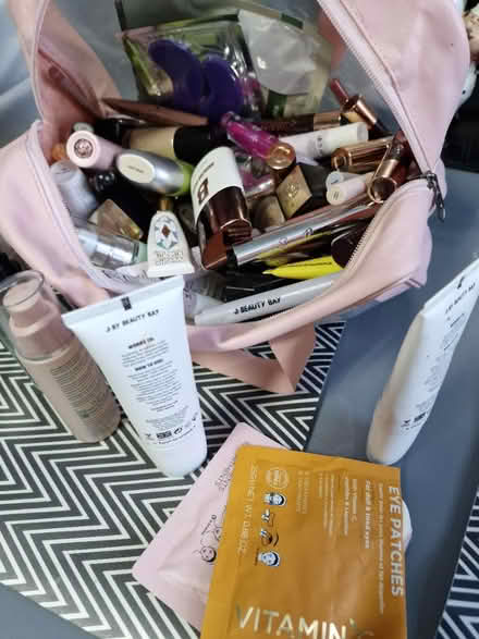 Photo of free Bag of makeup (Knowsley) #2