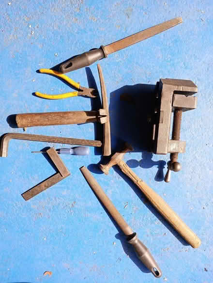Photo of free Bench Drill Vice and assorted tools (Backworth NE27) #1
