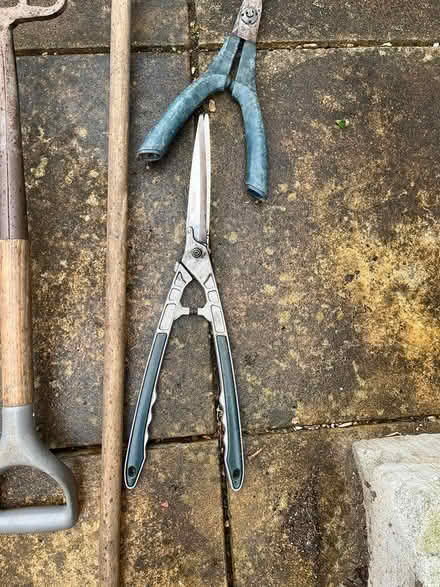 Photo of free old garden tools - rake & fork left (Kentwood RG30) #4