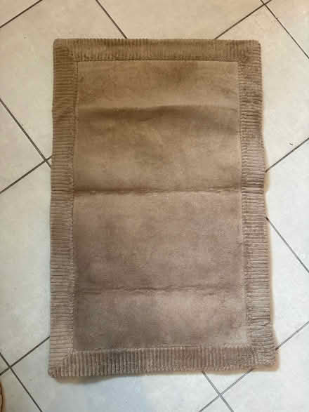 Photo of free Small bath mat (Belle Vale L25) #1