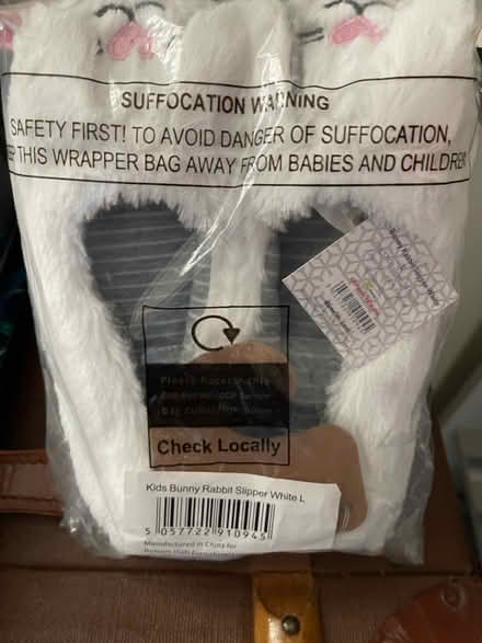 Photo of free Unused Kids Bunny slippers (Littlemore OX4) #1
