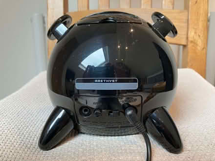 Photo of free Apple iPod with iPig amplifier / speaker / docking station (Pannal HG2) #3
