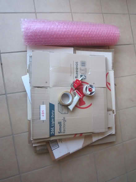 Photo of free Moving kit (Ettalong near shops) #1