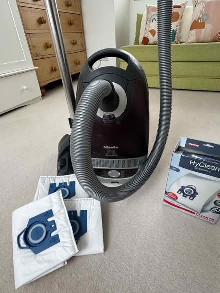 Photo of free Vacuum cleaner - Miele (Beckenham BR3) #3