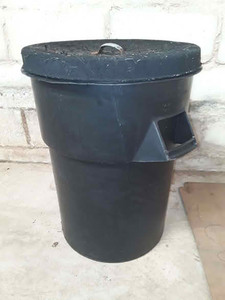 Photo of free Black Plastic Dustbin (with rubber lid) (Great Salkeld CA11) #1