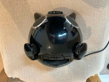 Photo of free Apple iPod with iPig amplifier / speaker / docking station (Pannal HG2) #2