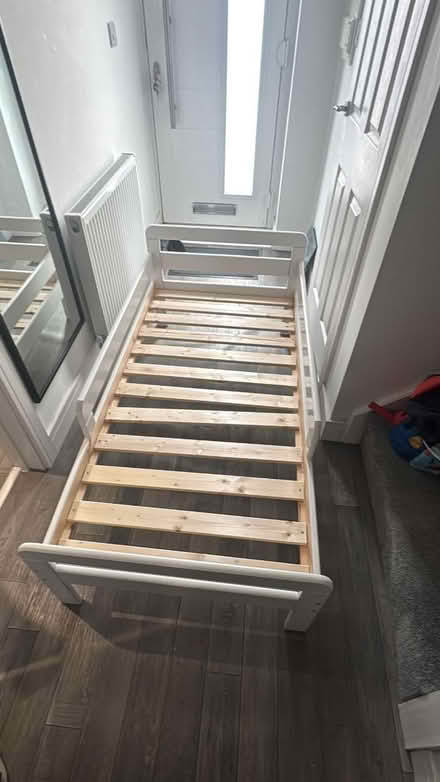 Photo of free Toddler bed (HU8 james reckitt) #1