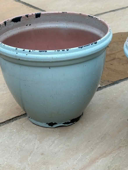 Photo of free Plastic plant pots (Bussage GL6) #2