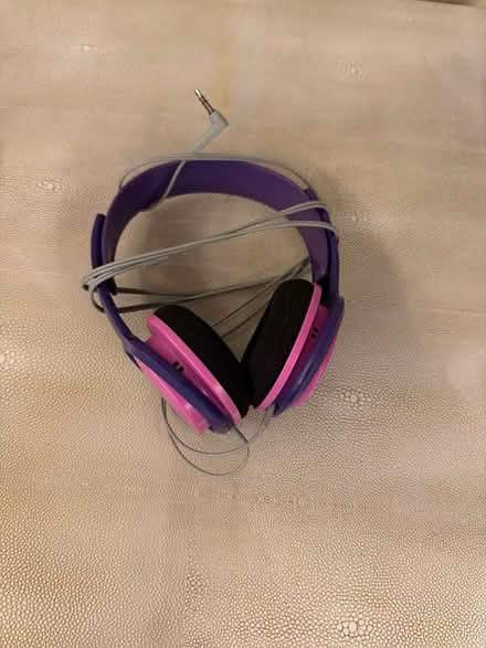 Photo of free Kids headphone (SW11) #1