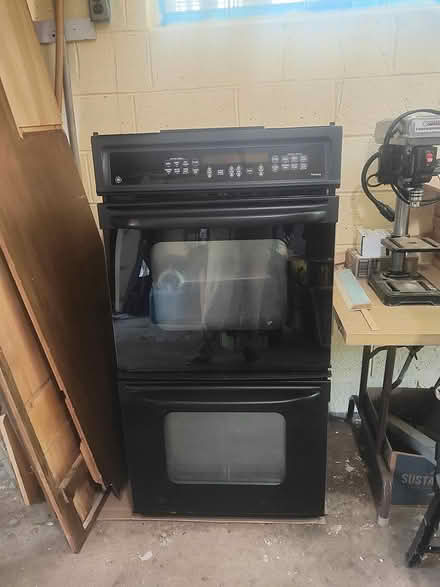 Photo of free GE Double Ovens (Built-In Electric) (Devonshire area in Skokie, IL) #1