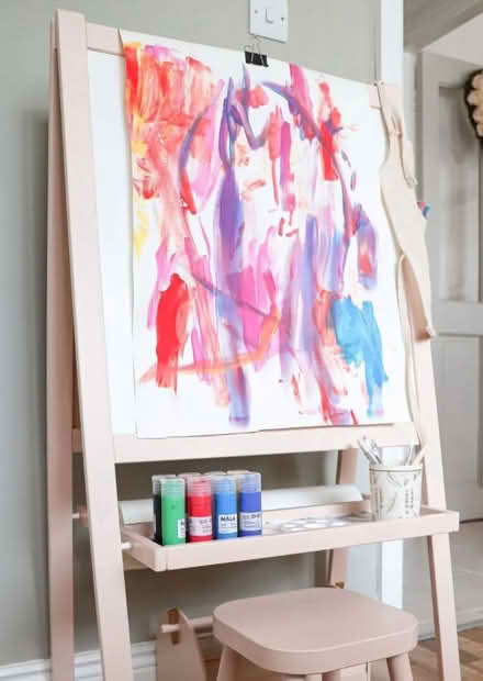 Photo of Kids Easel (SR, Bret Harte, near Jackson's) #1