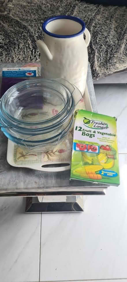 Photo of free Oven Ware, Vase,Serving Tray Bundle (TN25) #1