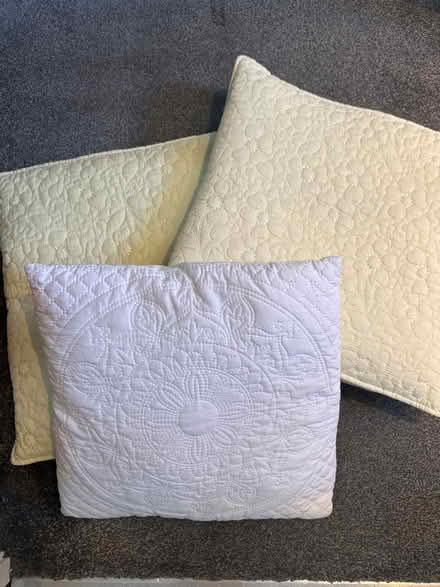 Photo of free 3 pillows (L4 - Walton - Liverpool) #1