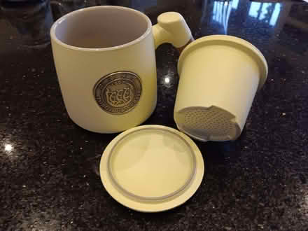 Photo of free tea mugs (2) (Bournville B30) #4