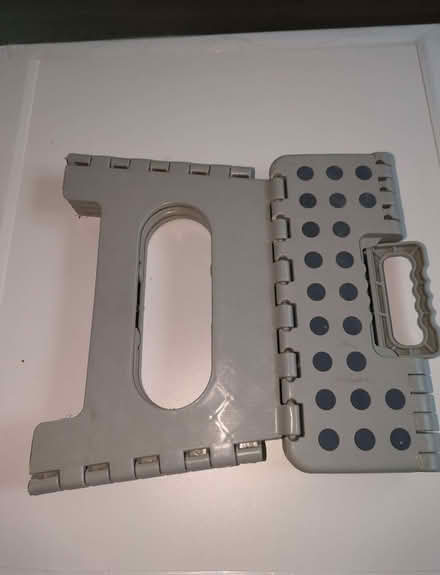 Photo of free Folding step for child (Cam GL11) #2