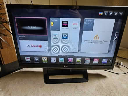 Photo of free LG Smart TV 32 inch (Surbiton, KT6) #1