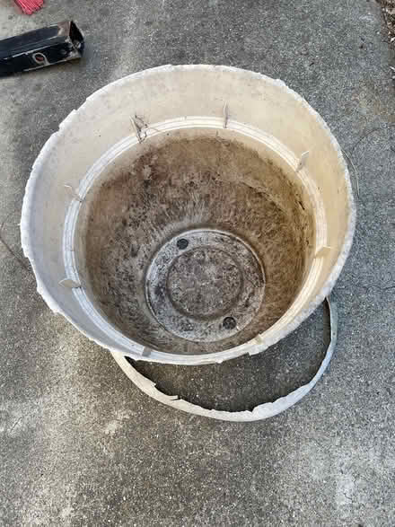 Photo of free Large pot (Near De Anza College) #1