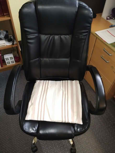 Photo of free Office Chair (Corfe Mullen BH21) #4